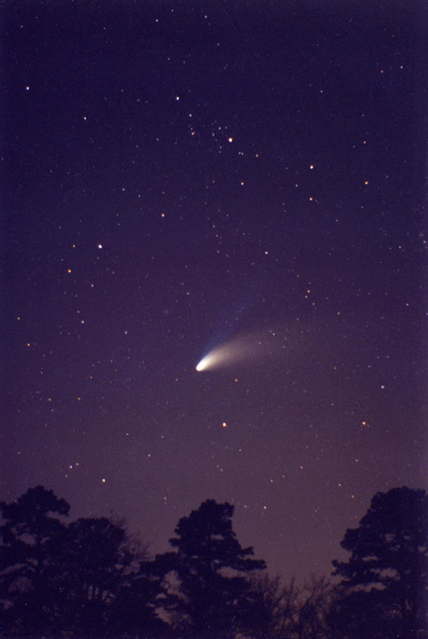 Raymond M. Comet Hale-Bopp